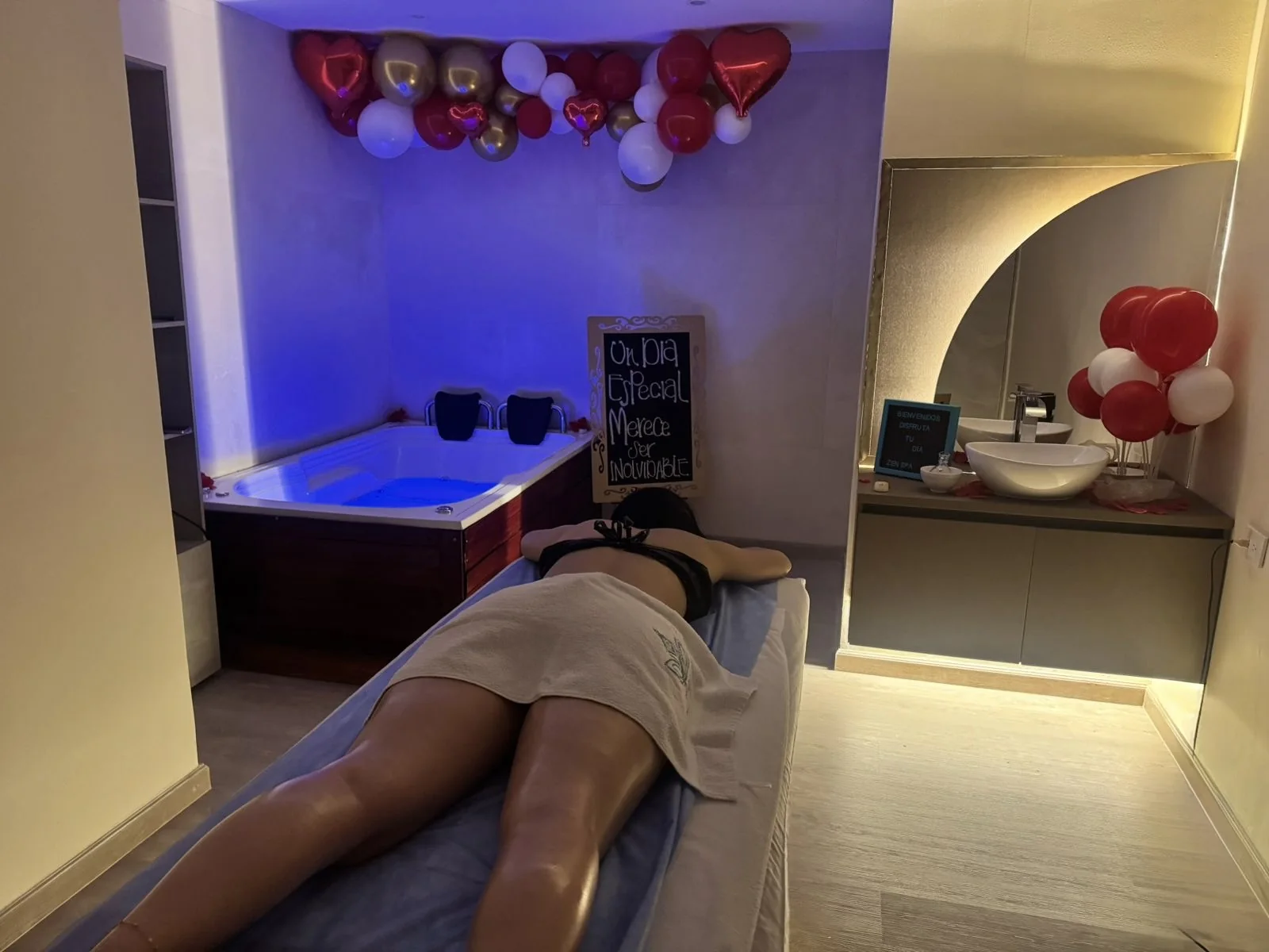 Experiencia en pareja en Zen Experience Spa: jacuzzi y ambiente romántico